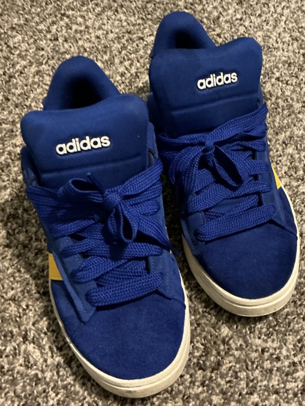 Suede Adidas SZ 11.5